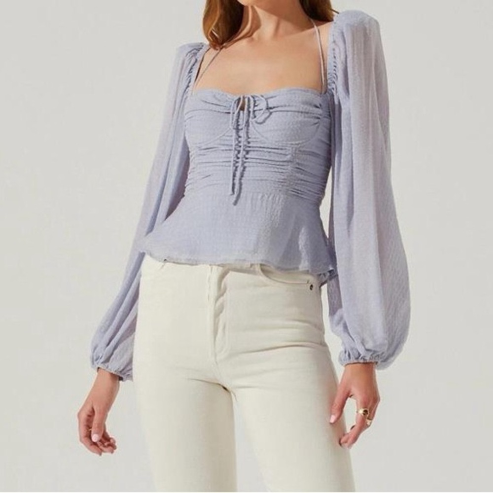 ASTR 🪻Roisin Tie Neck Puff Sleeve Blouse